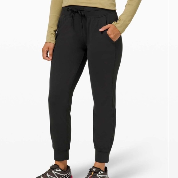 Lululemon Ready to Rulu 7/8 Jogger Black - Picture 4 of 14